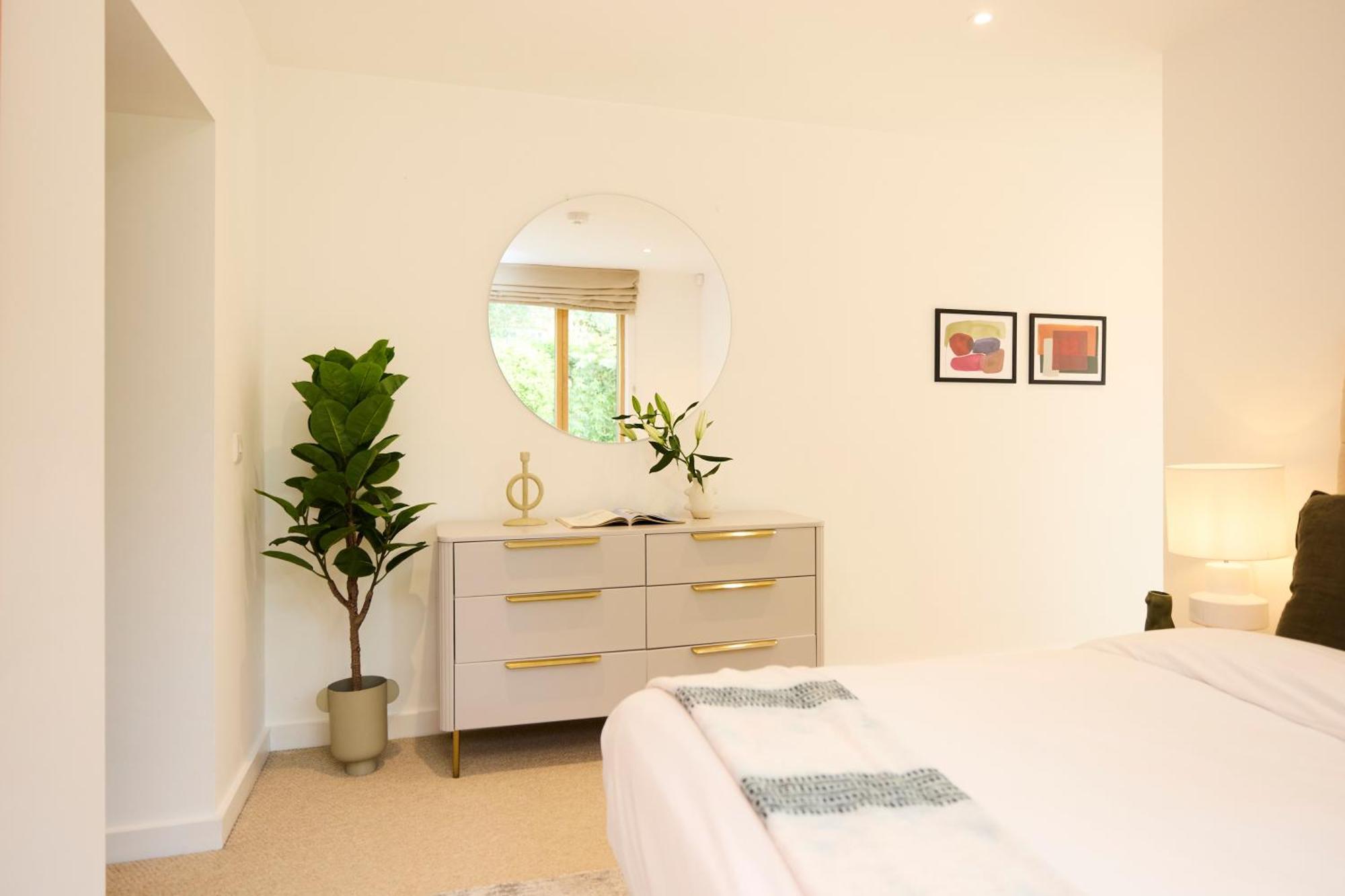 Appartamento The Putney Wonder - Dazzling 3Bdr Flat With Garden Londra Esterno foto