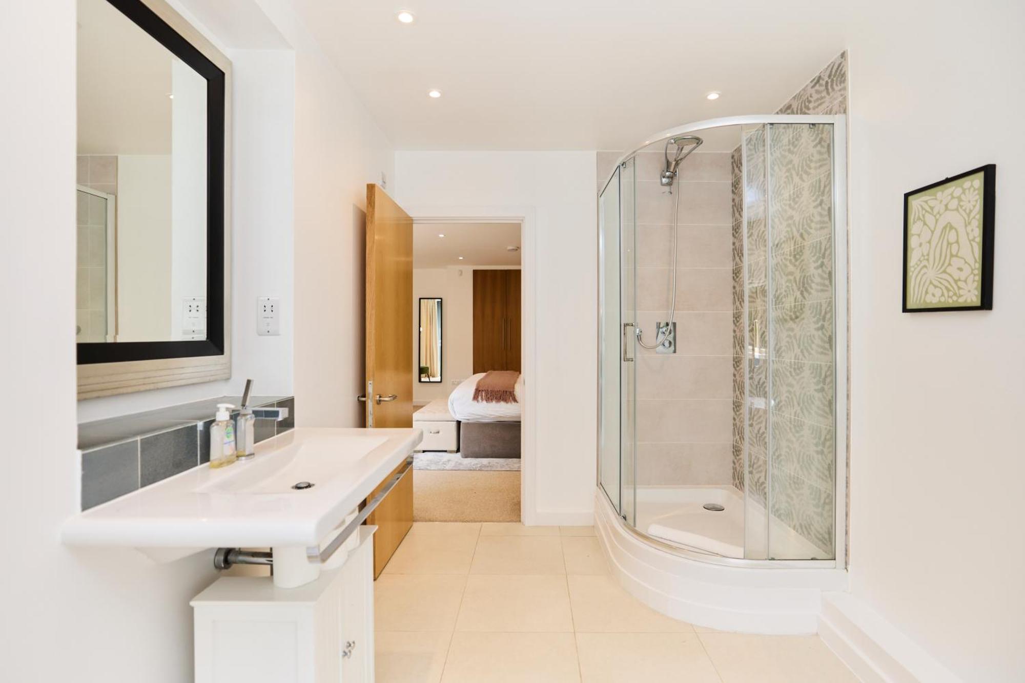 Appartamento The Putney Wonder - Dazzling 3Bdr Flat With Garden Londra Esterno foto